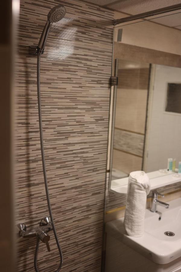 Hotel Des Lilas Oujda Kültér fotó
